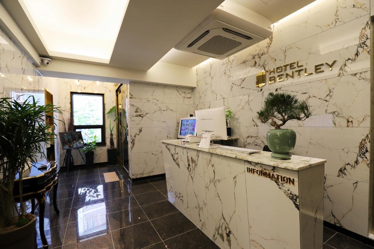 Chuncheon Hotel Bentley מראה חיצוני תמונה